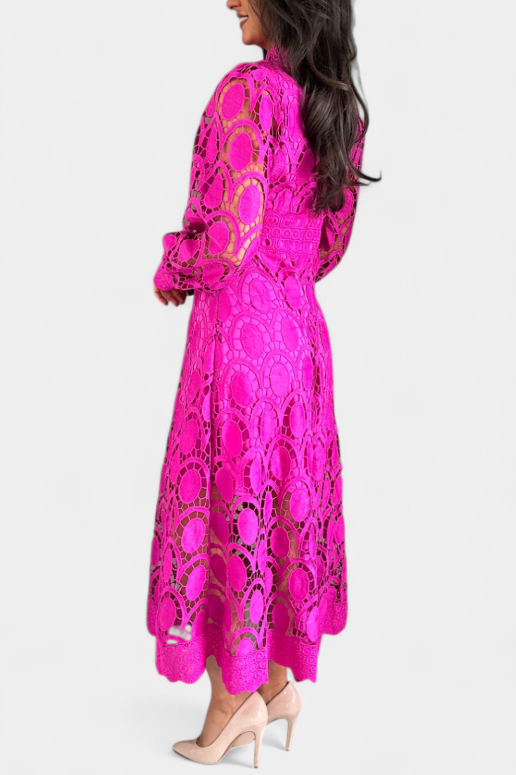 Vestido Midi Encaje Bordado Cuello Alto Privée Con Encanto