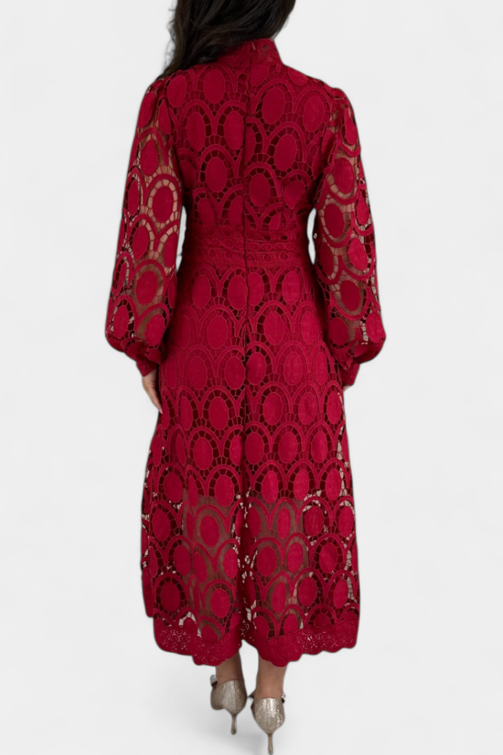 Vestido Midi Encaje Bordado Cuello Alto Privée Con Encanto