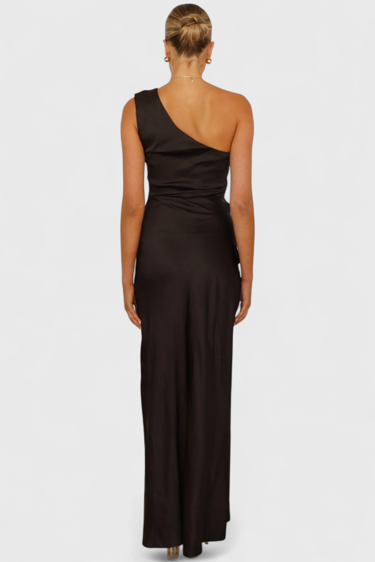 Vestido Un Hombro Con Pliegues Deslumbrante Alta Costura