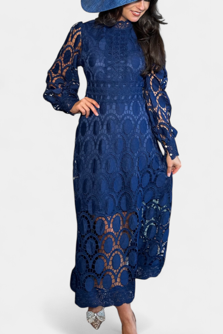 Vestido Midi Encaje Bordado Cuello Alto Privée Con Encanto