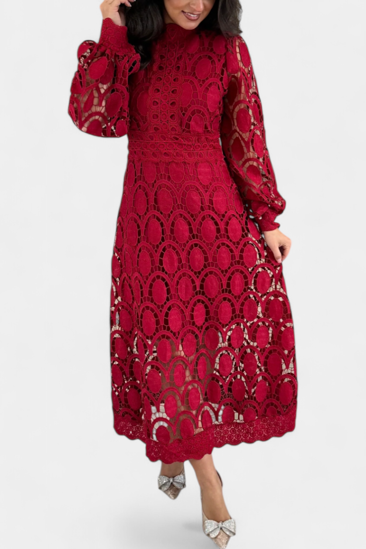 Vestido Midi Encaje Bordado Cuello Alto Privée Con Encanto