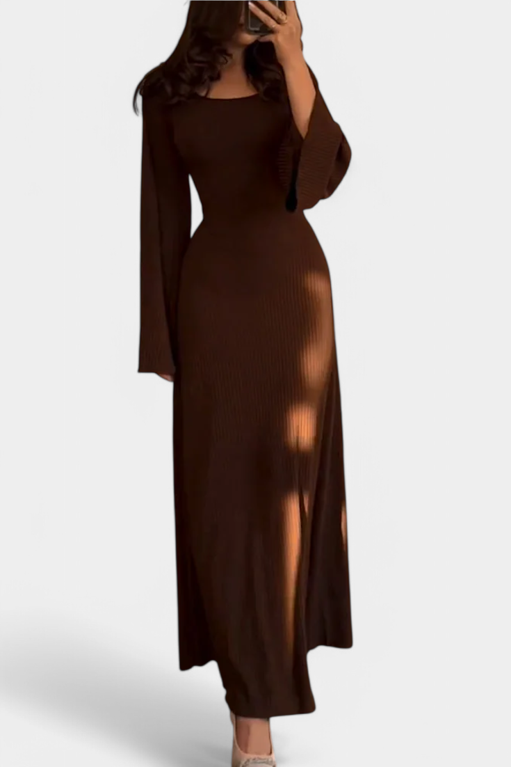 Vestido Midi Punto Suave Con Cintura Livia Chic Colección