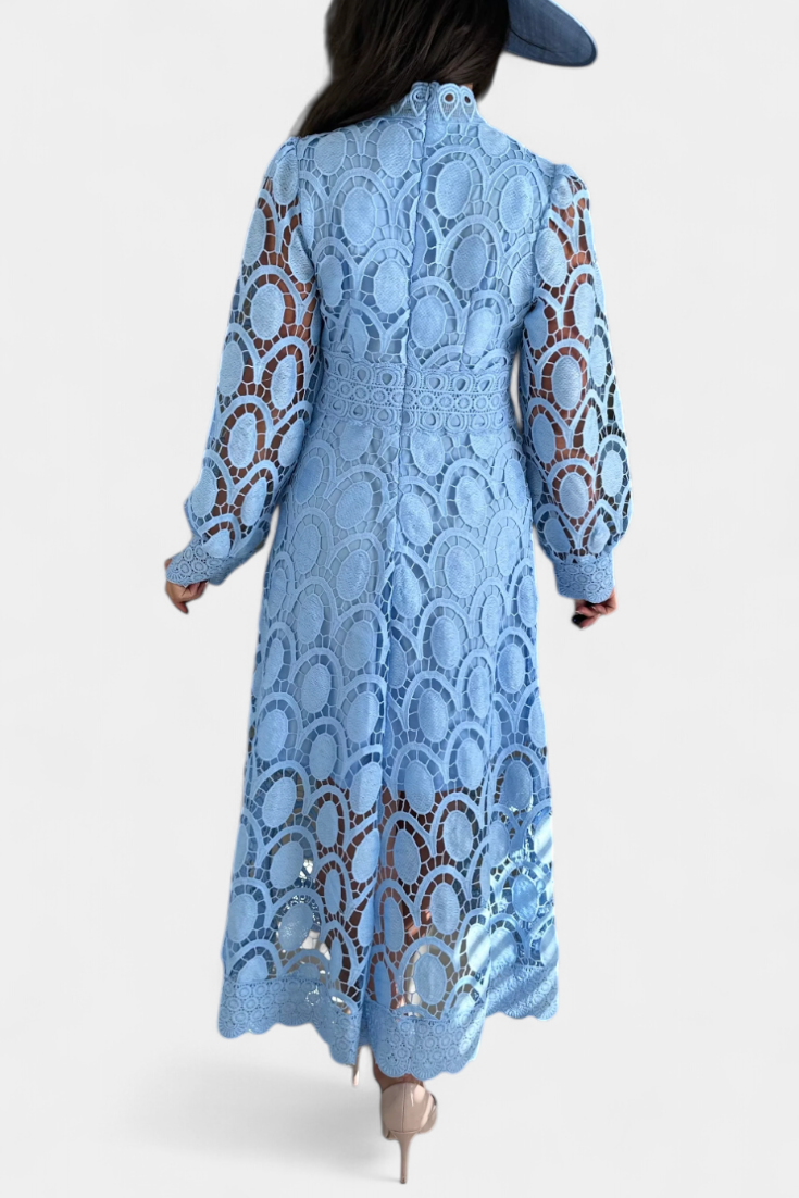 Vestido Midi Encaje Bordado Cuello Alto Privée Con Encanto