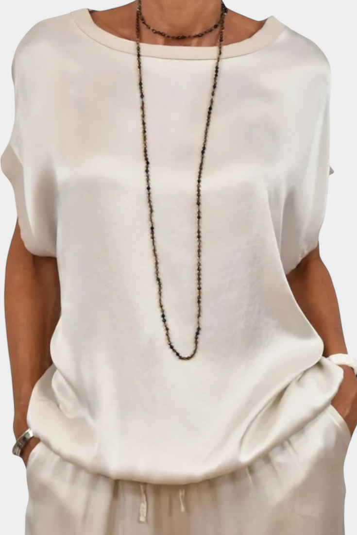 Conjunto Primavera Dos Piezas Con Blusa Fluida Y Listo