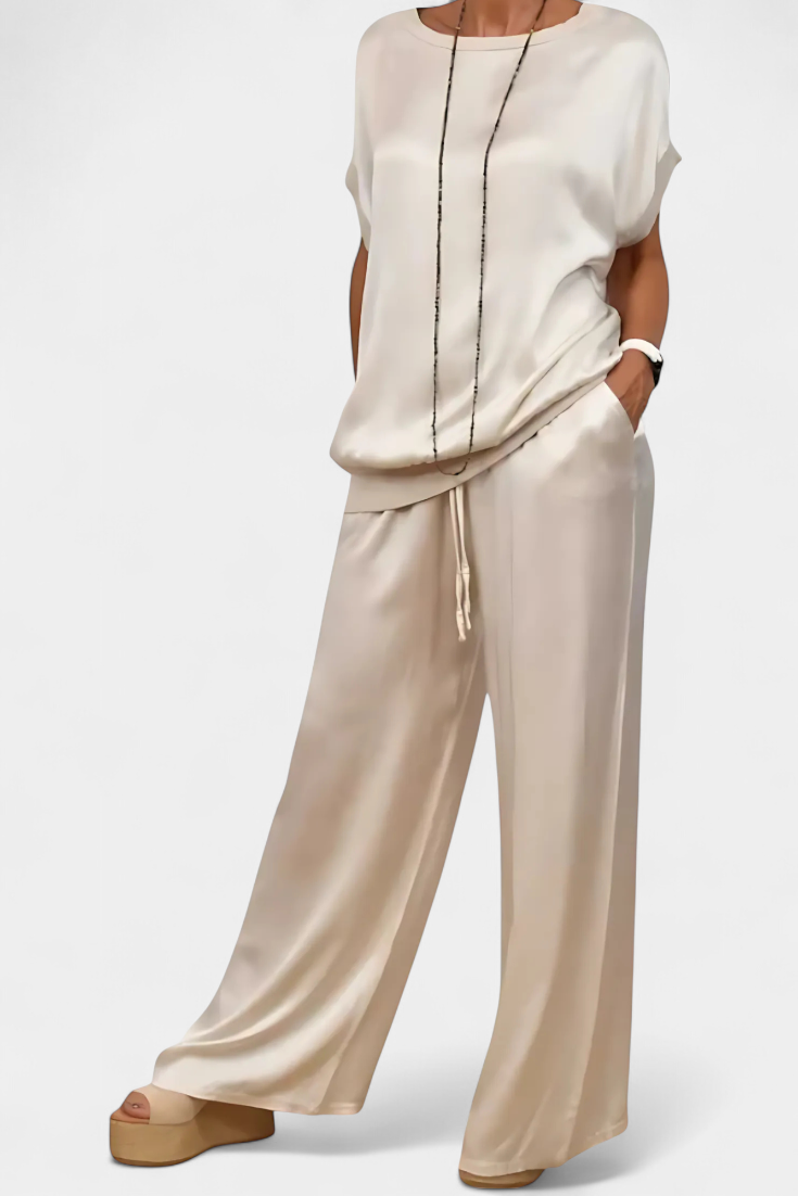Conjunto Primavera Dos Piezas Con Blusa Fluida Y Listo