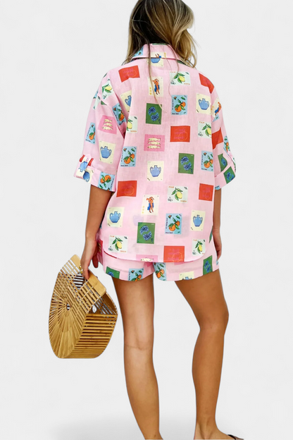 Conjunto De Camisa Y Shorts Rosa Estampado Vibrante