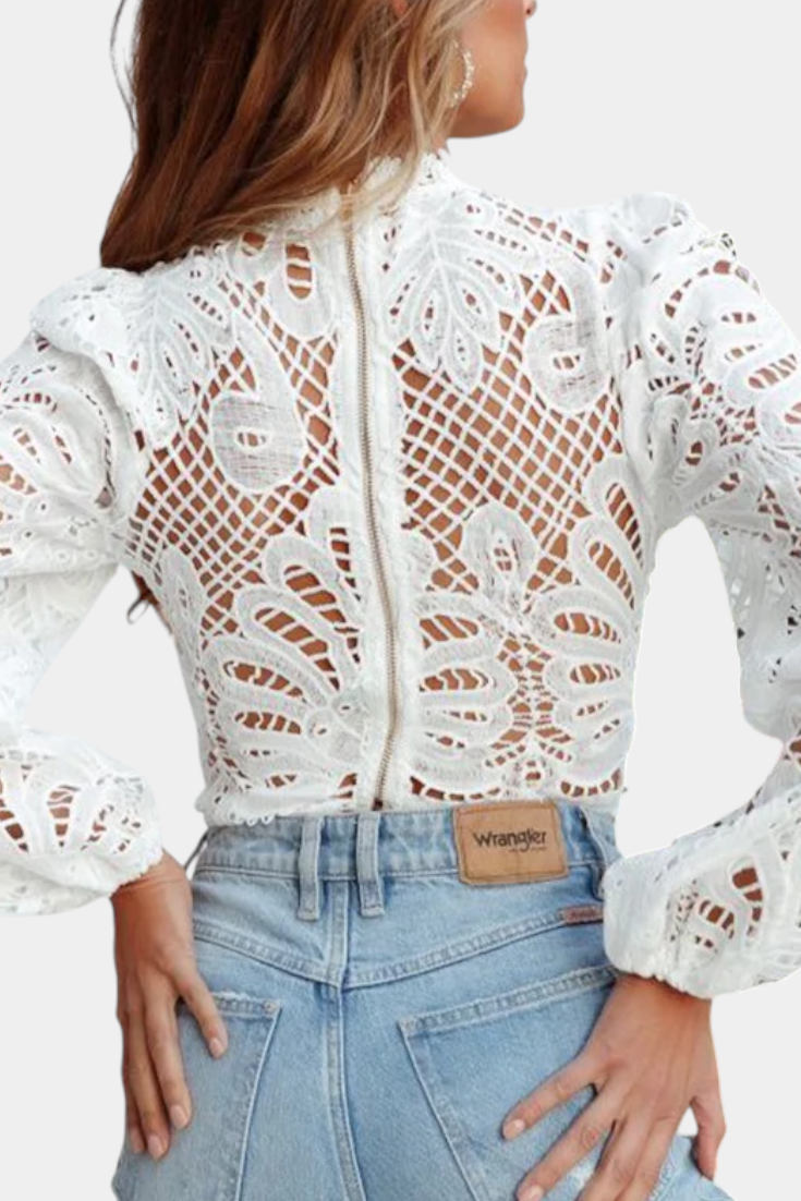 Blusa Encaje Cropped Solsticea Colección Exclusiva Coqueta