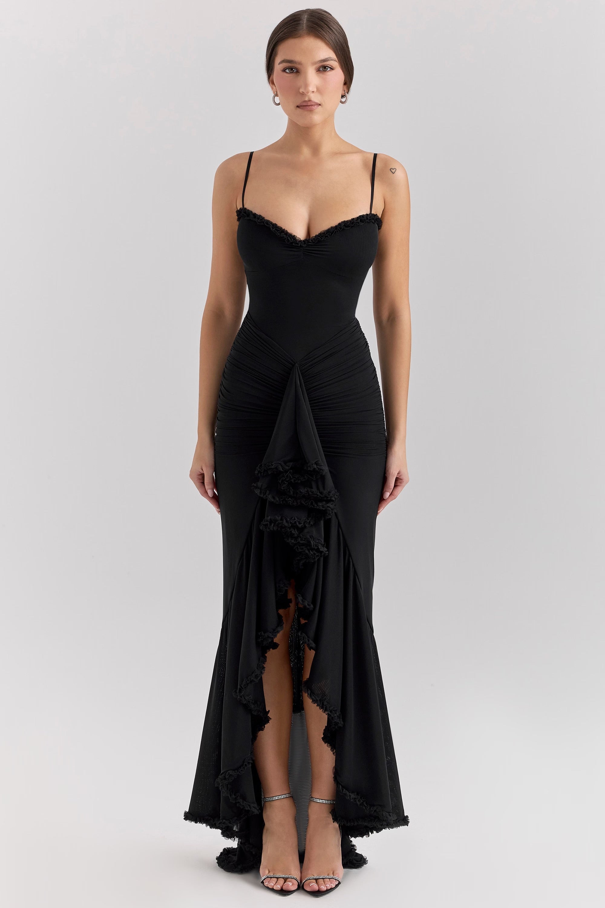 Vestido Roxanne Sin Mangas Con Volantes Y Escote Corazón