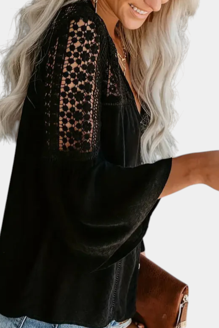 Blusa Sunwoven Encaje con Escote V y Encanto Artesanal