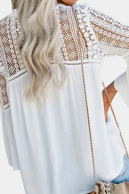 Blusa Sunwoven Encaje con Escote V y Encanto Artesanal