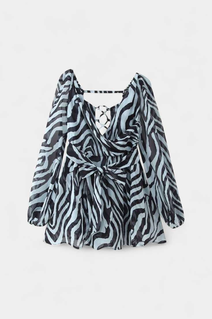 Coqueta Vestido Mini Skylar Con Escote V Y Mangas Vaporosas