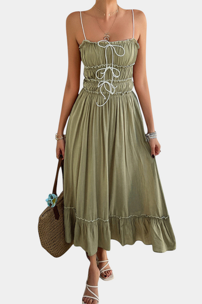 Vestido Luz Aline Con Tirantes Y Dobladillo Rizado Juguetón