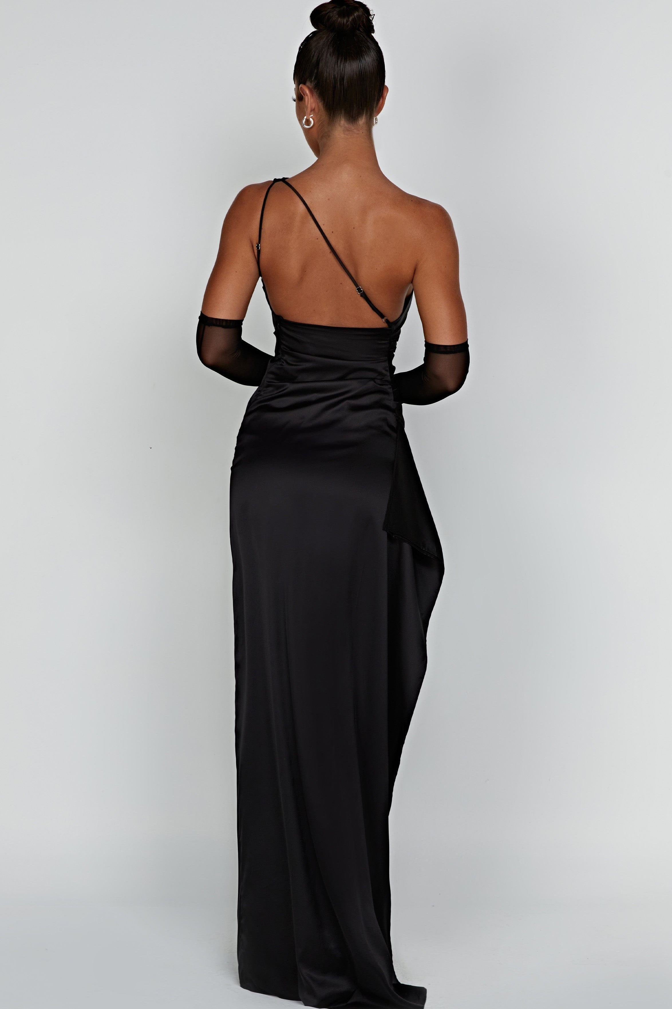 Vestido Maxi Emberly Elástico Con Abertura Alta Asimétrica