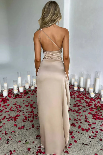 Vestido Maxi Emberly Elástico Con Abertura Alta Asimétrica