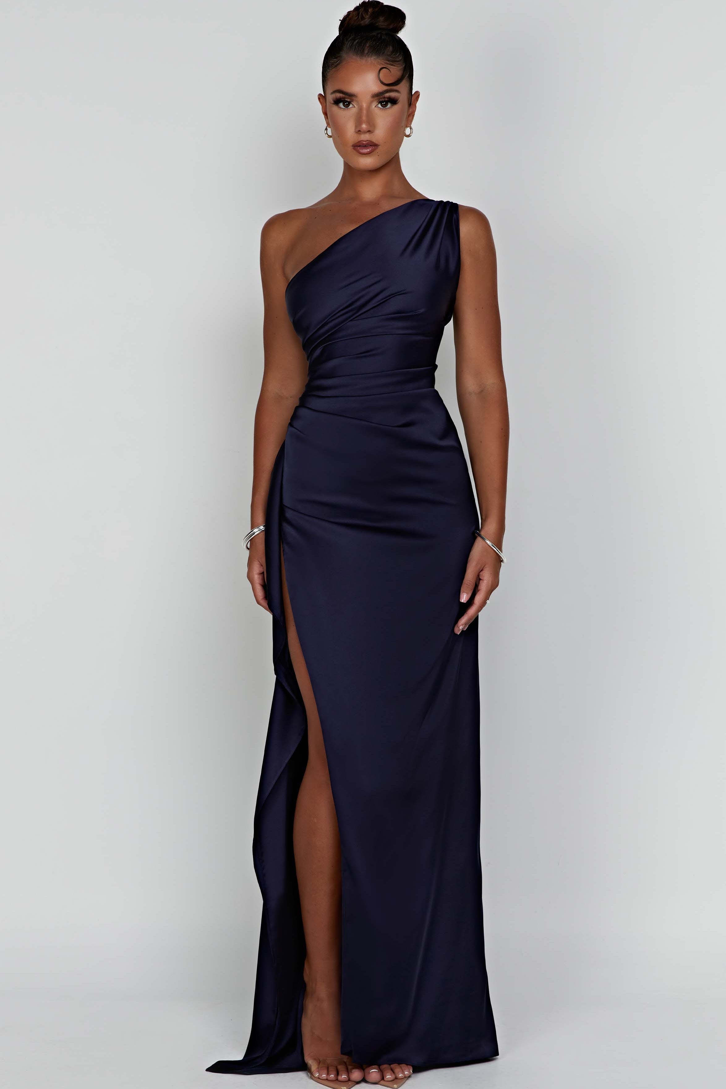Vestido Maxi Emberly Elástico Con Abertura Alta Asimétrica