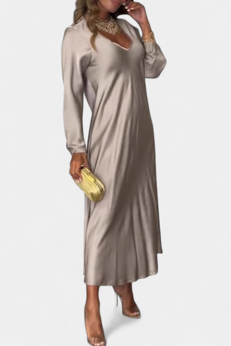 Vestido Fluido Seda Con Escote V Y Mangas Largas Chic