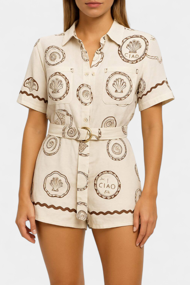 Camiseta Seashell Mono con Detalle de Concha Veraniega