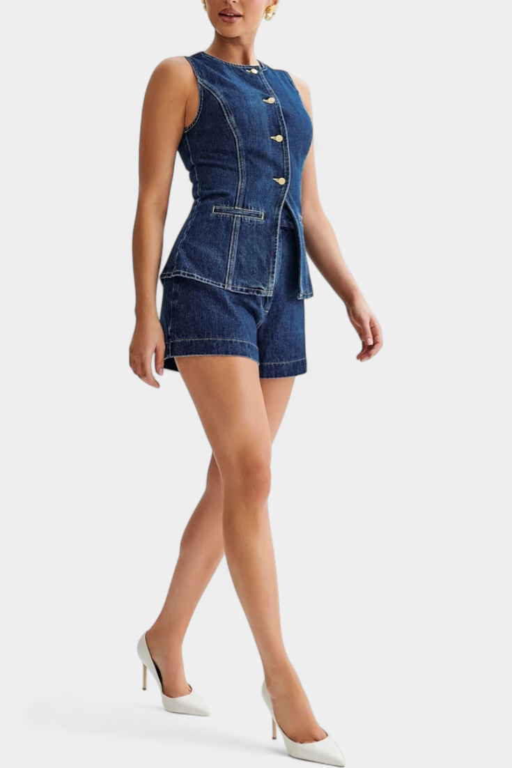Conjunto Raya Denim Chaleco Sin Mangas Shorts Talle Alto