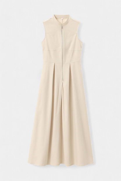 Mono Blanca Pliegues Minimalista Con Toque Chic Y Fluido