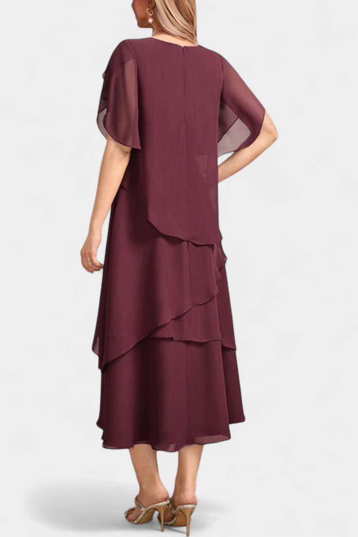 Vestido de Chiffon Silueta Flotante y Capas Asimétricas