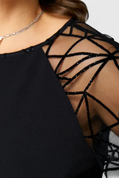 Vestido Negro con Mangas de Malla Colección Premium Pícaro