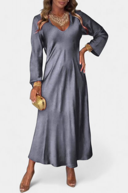 Vestido Fluido Seda Con Escote V Y Mangas Largas Chic