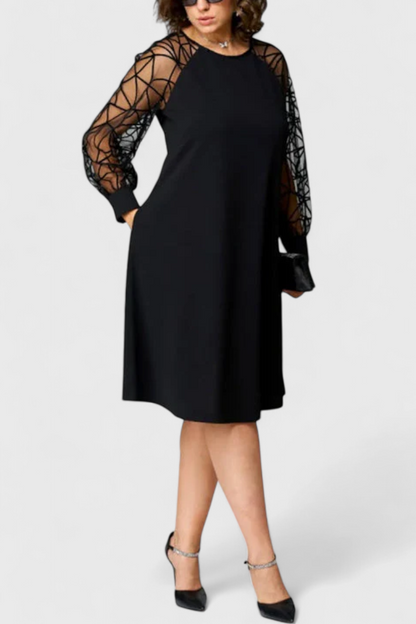 Vestido Negro con Mangas de Malla Colección Premium Pícaro