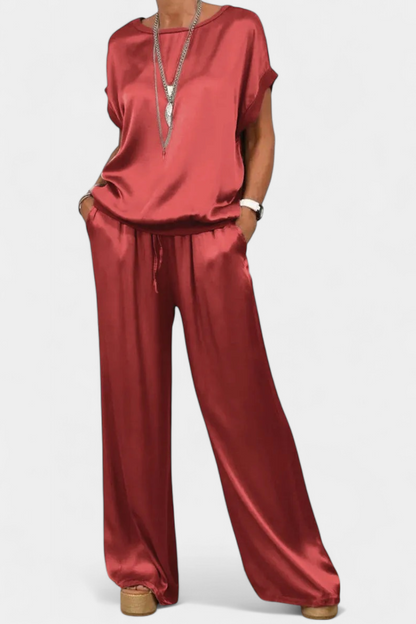 Conjunto Primavera Dos Piezas Con Blusa Fluida Y Listo